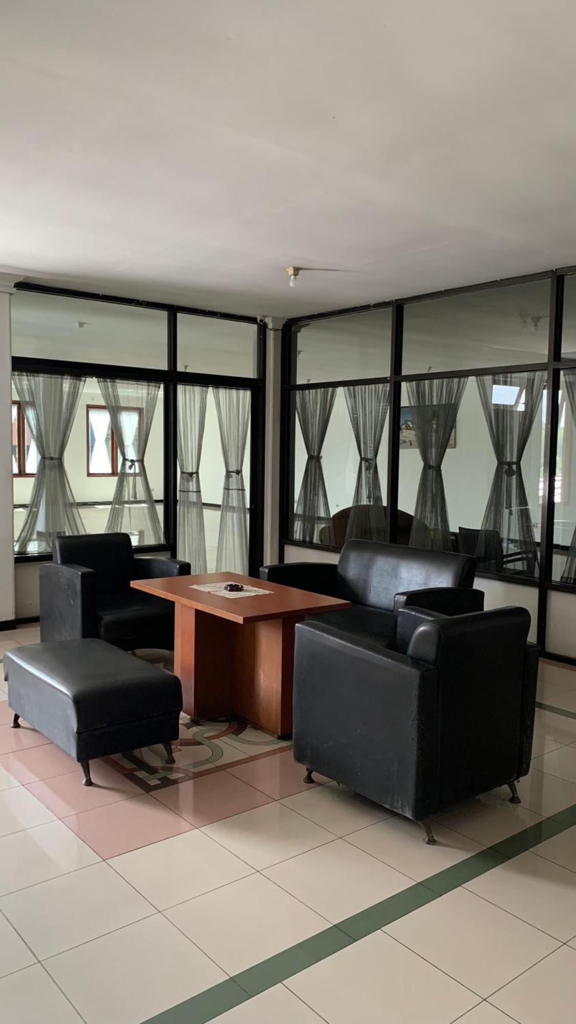 Spot On 94142 Al Fatih Residence Syariah 2 Jakarta Exterior photo