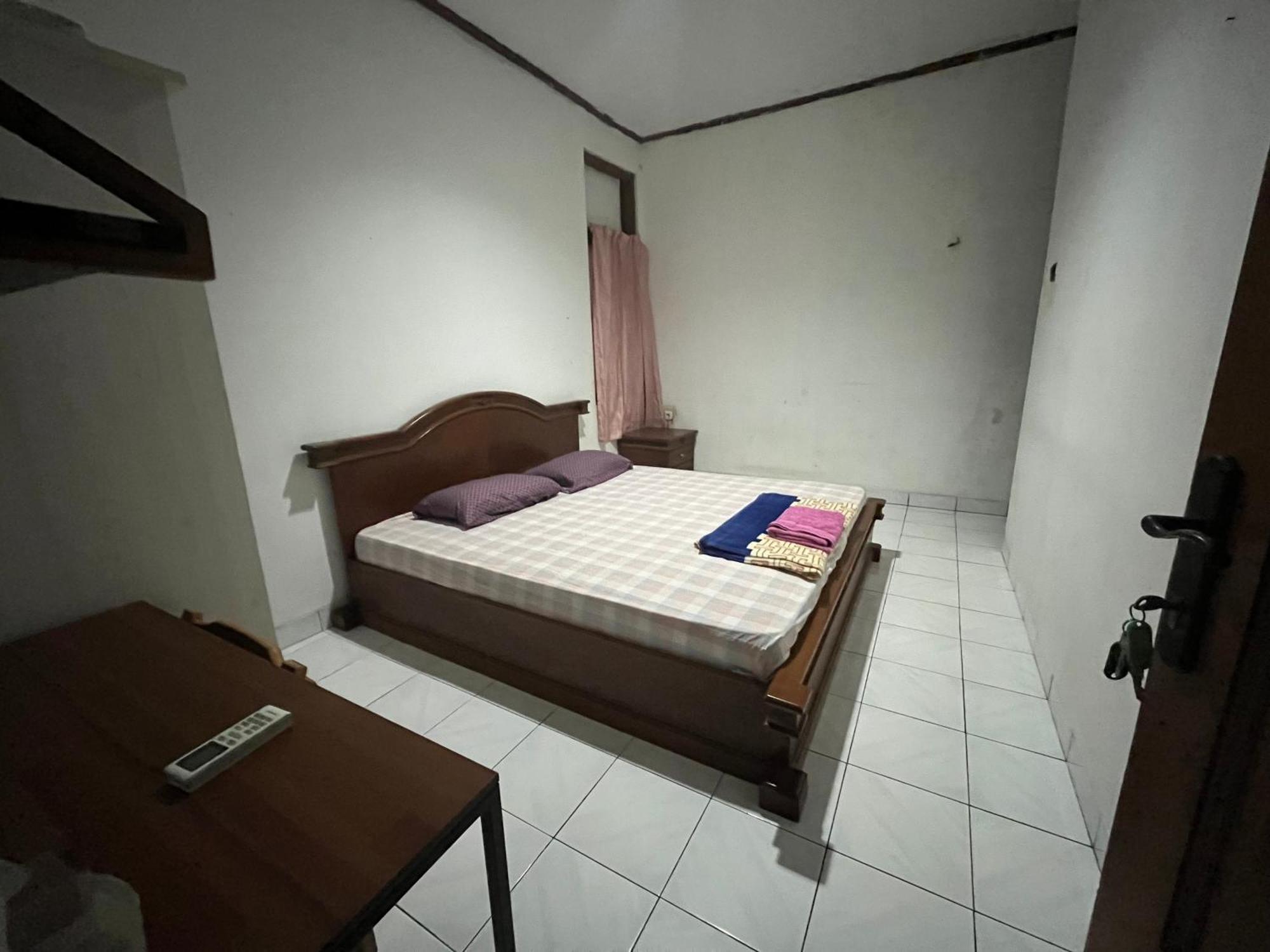 Spot On 94142 Al Fatih Residence Syariah 2 Jakarta Exterior photo